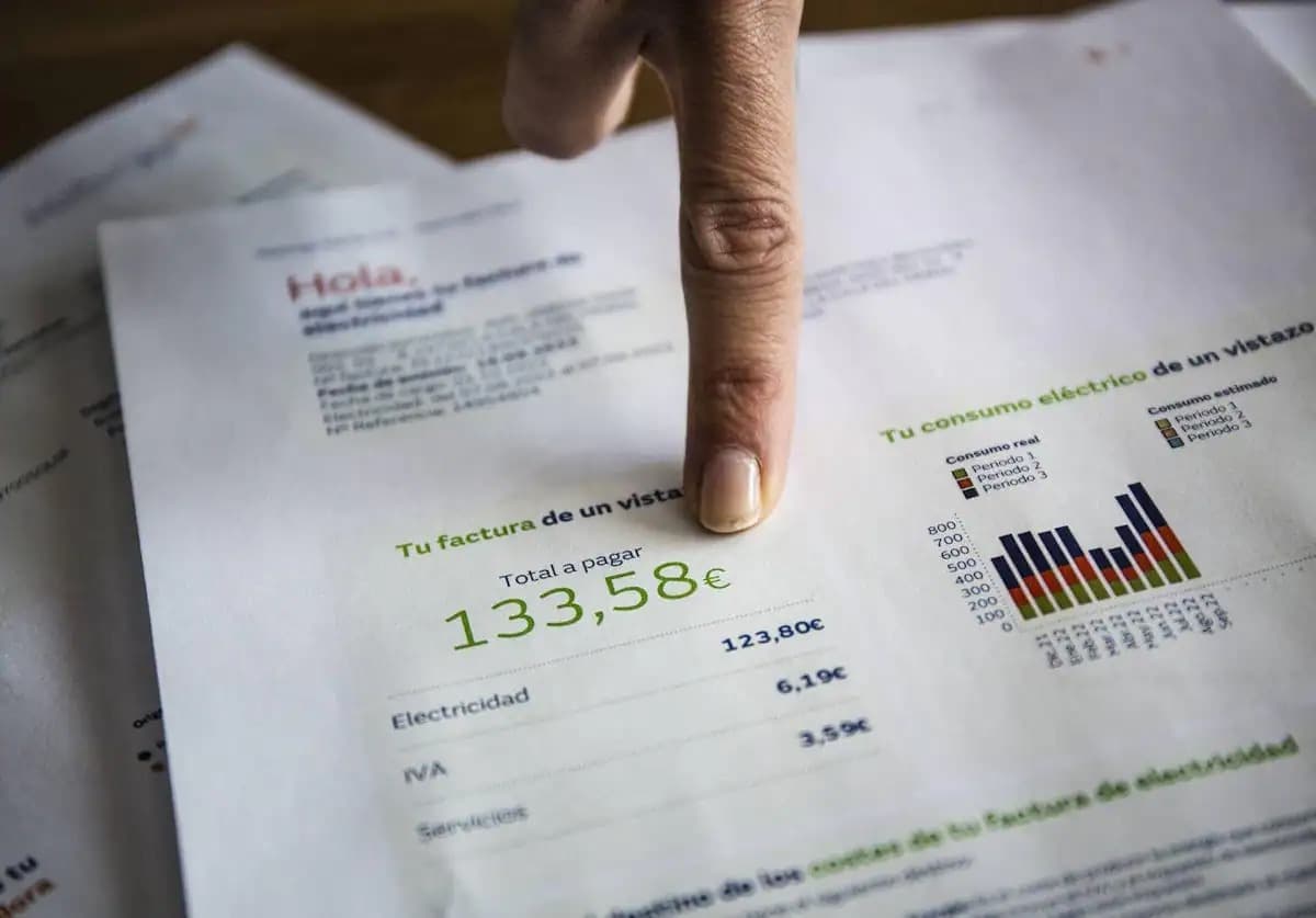 desde-enero-2024-tarifa-regulada-de-la-luz-queda-limitada-a-particulares-microempresas Desde enero 2024 la tarifa regulada de la luz queda limitada a particulares y microempresas