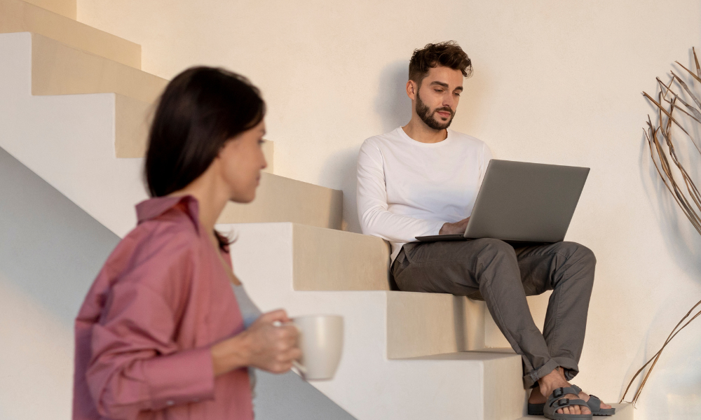 ¿Puede una empresa revertir el teletrabajo y volver a la presencialidad? Esto dice la ley